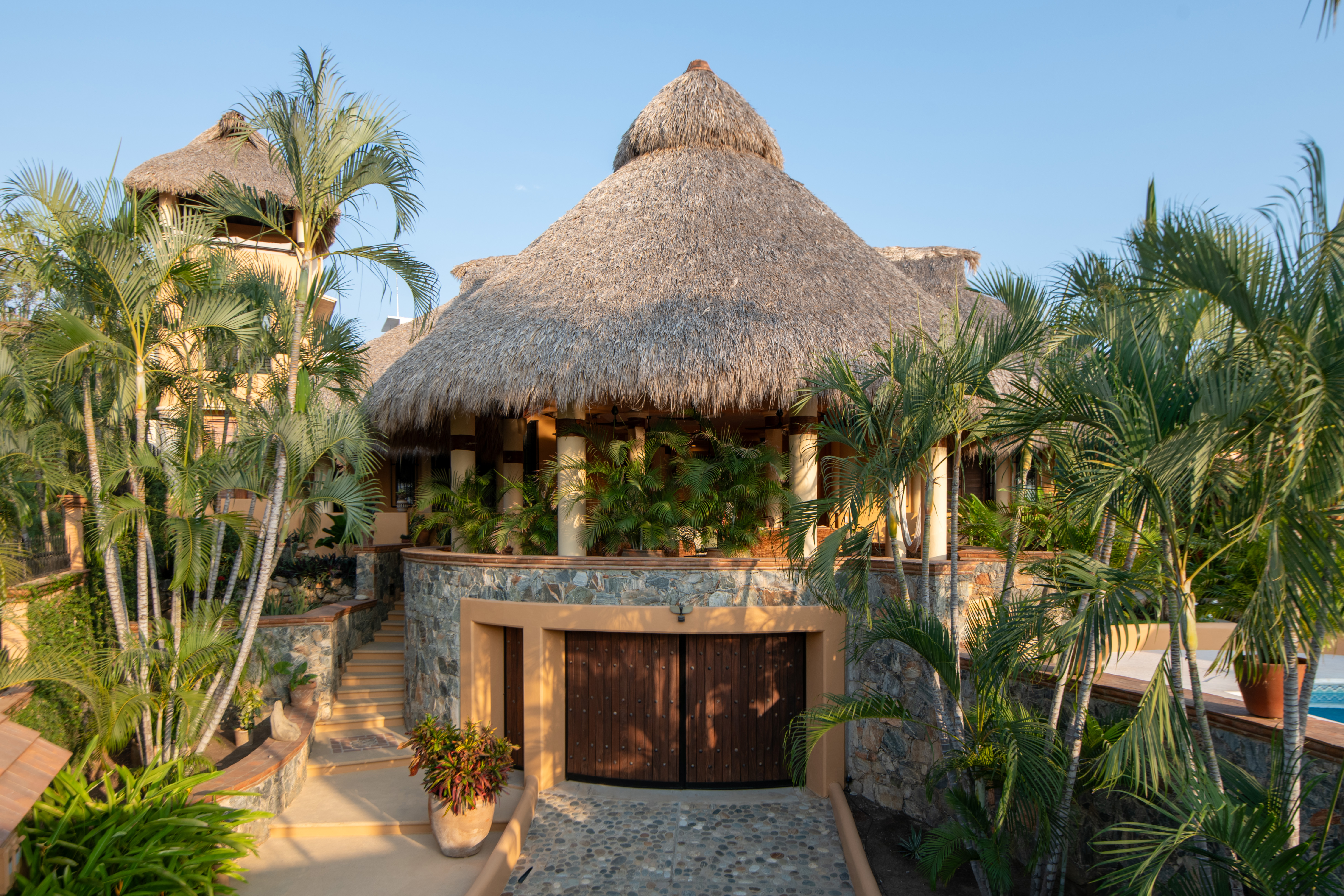 Großzügige 4-Schlafzimmer Villa mit Pool & Meerblick in La Punta