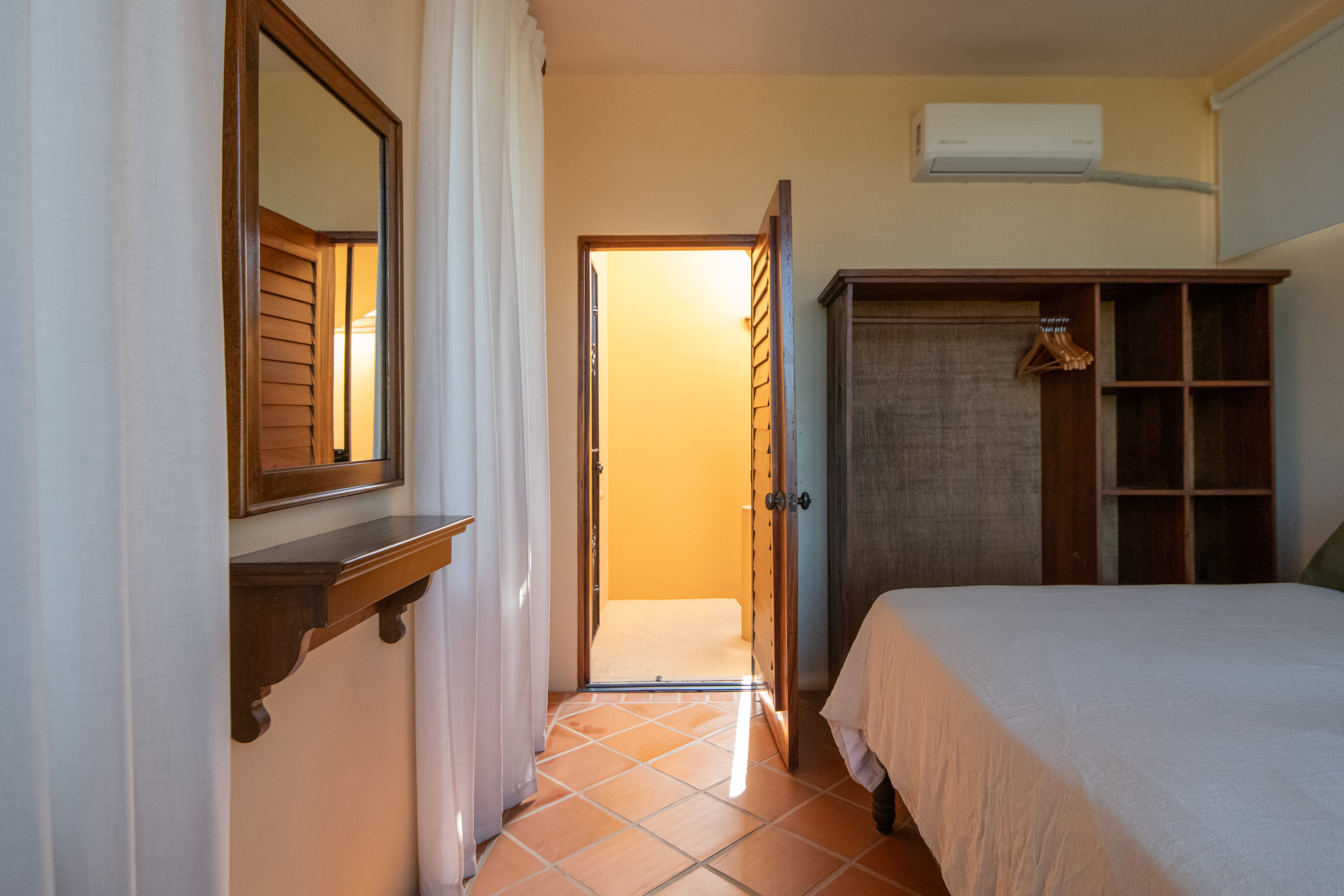 Großzügige 4-Schlafzimmer Villa mit Pool & Meerblick in La Punta