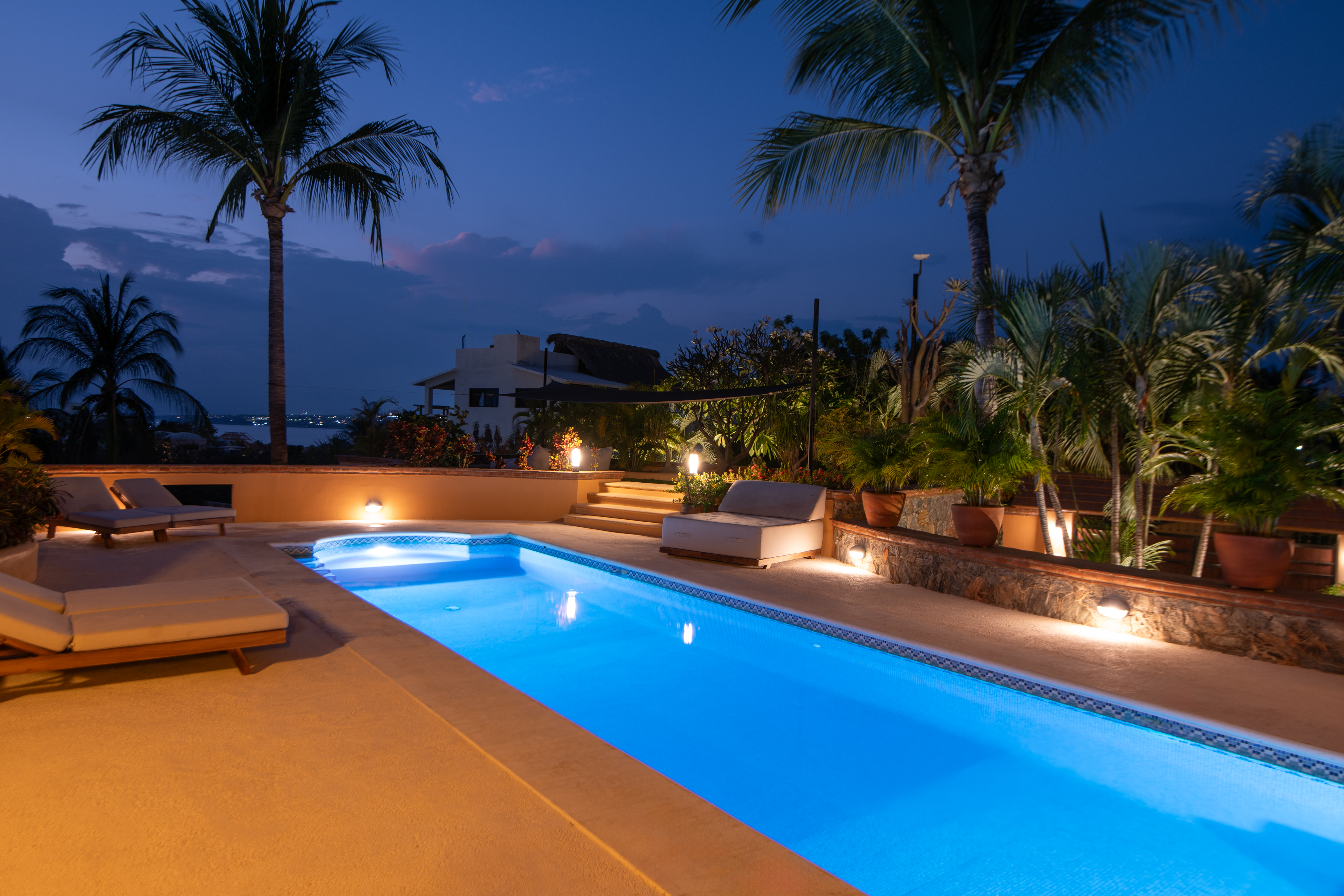 Großzügige 4-Schlafzimmer Villa mit Pool & Meerblick in La Punta