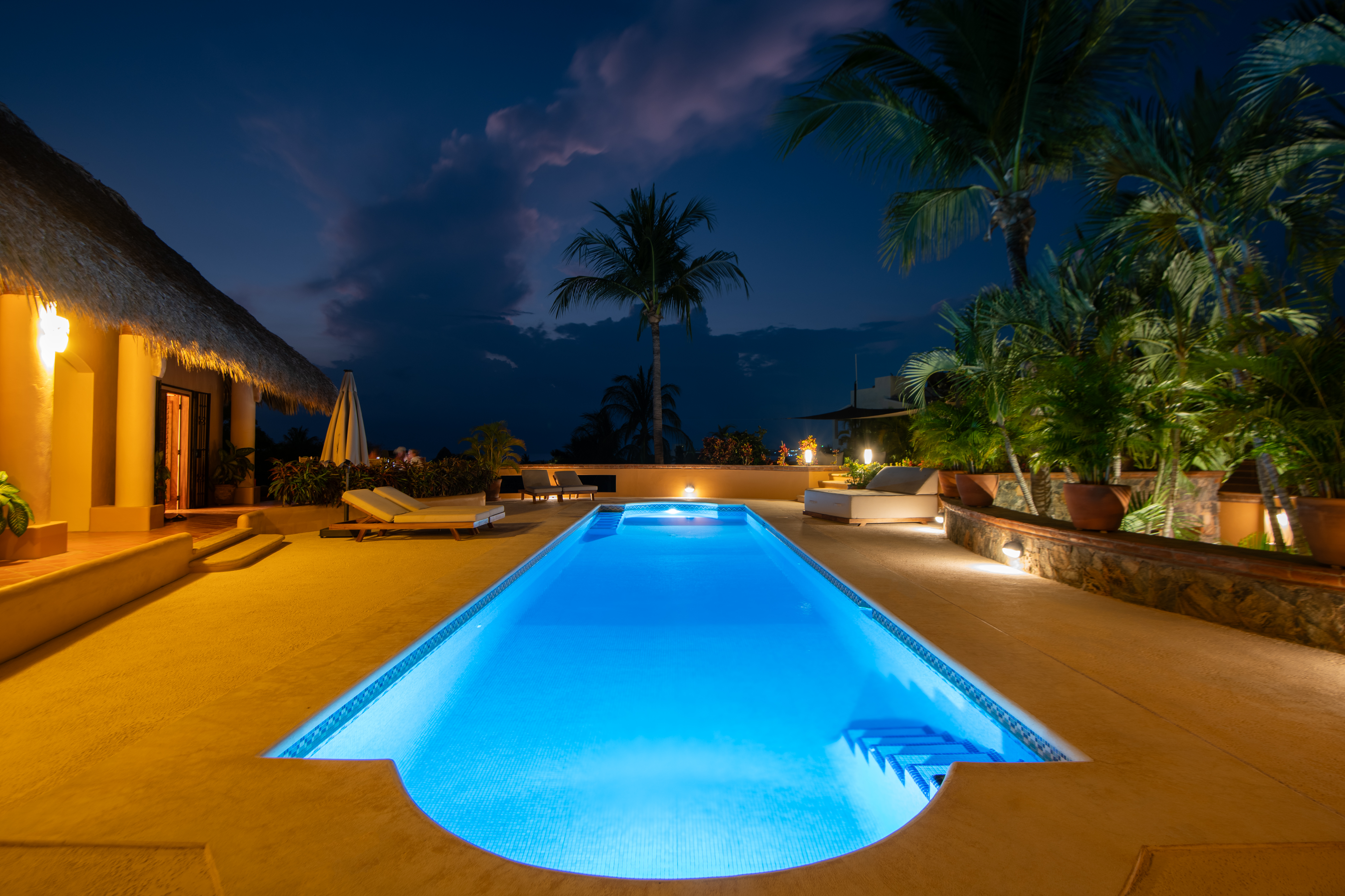 Großzügige 4-Schlafzimmer Villa mit Pool & Meerblick in La Punta