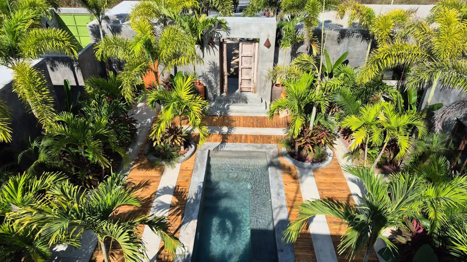Contemporary Tropical Residence with Private Pool & Rooftop Ocean Views in Puertecito