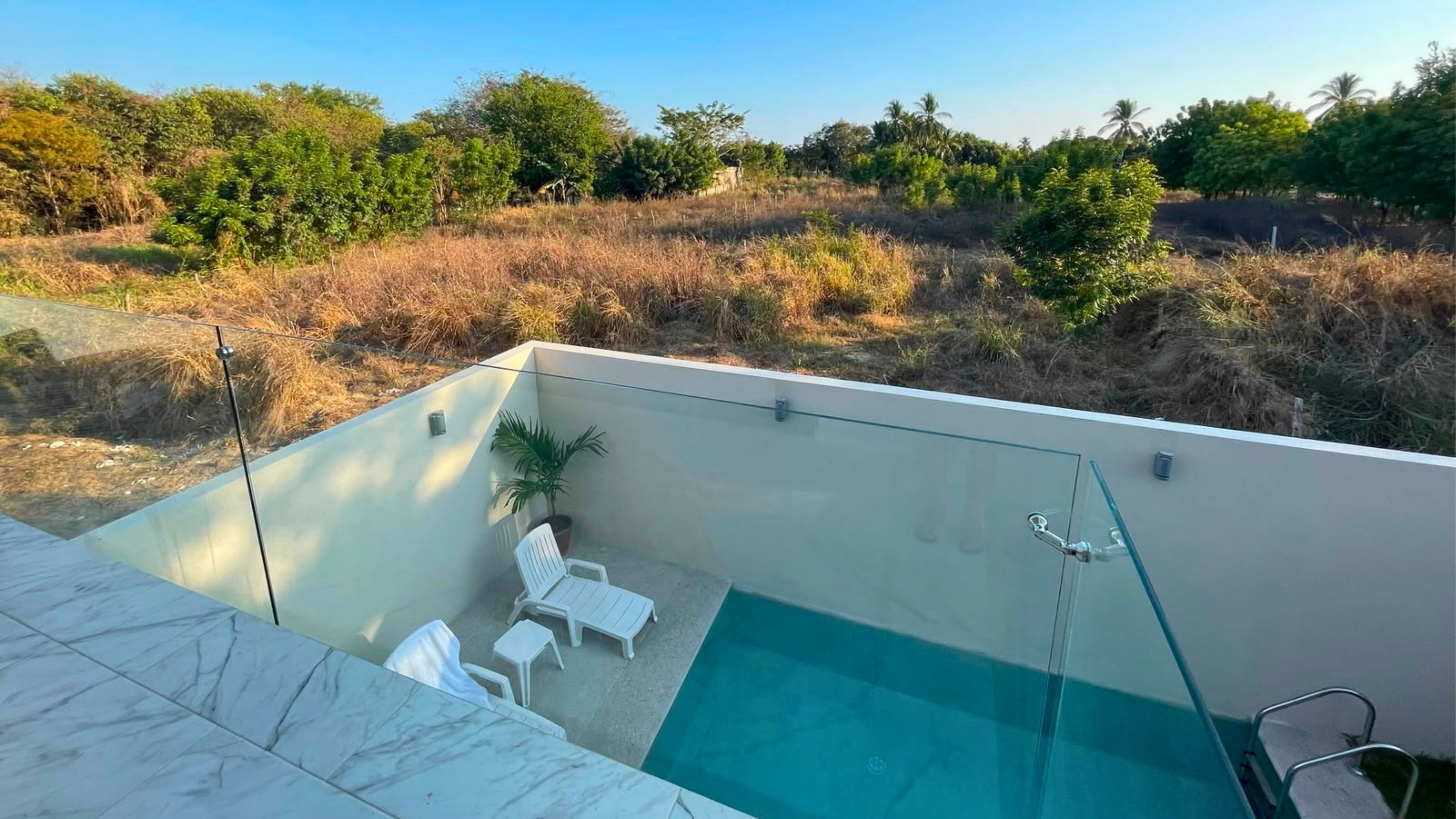 Modernes House mit eigenem Pool, 10 Minuten zu Fuß vom Strand 